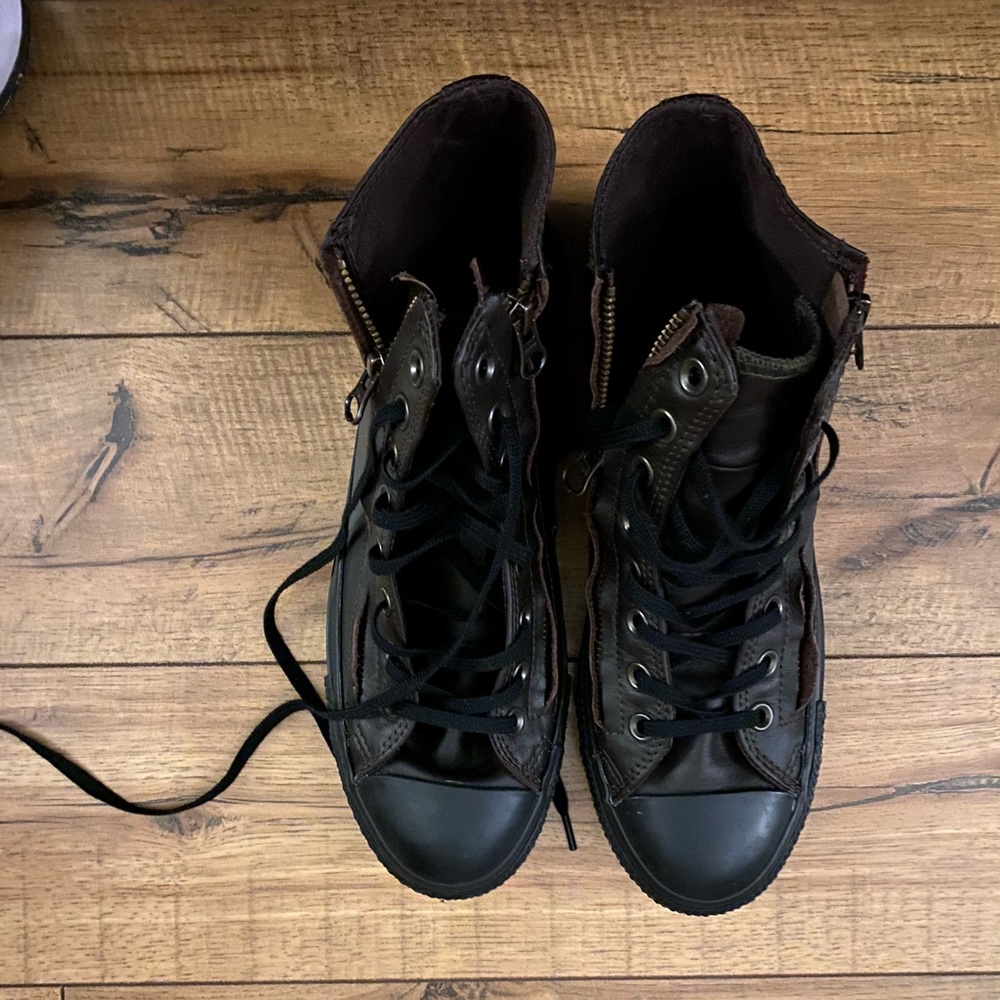 Black leather converse zipper size Men 7.5